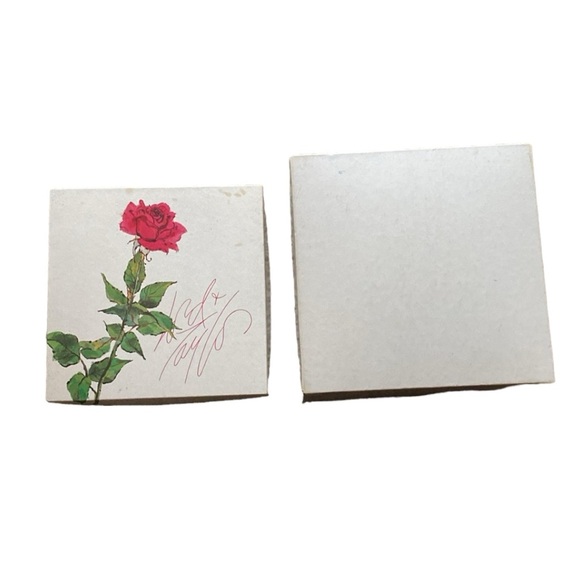 Vintage Lord & Taylor Box - Picture 3 of 4